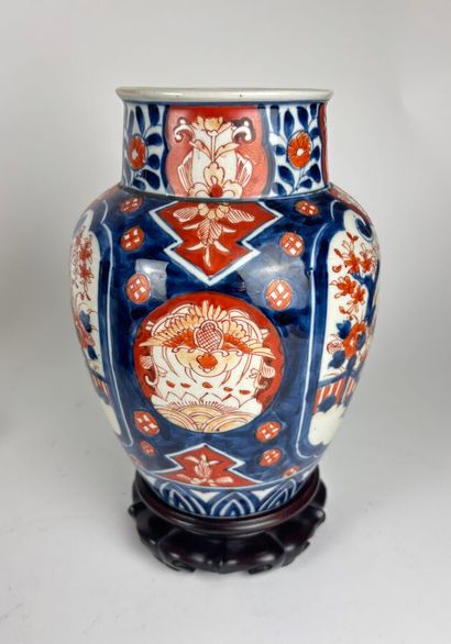JAPON ou SAMSON
Deux assiettes, deux vases...