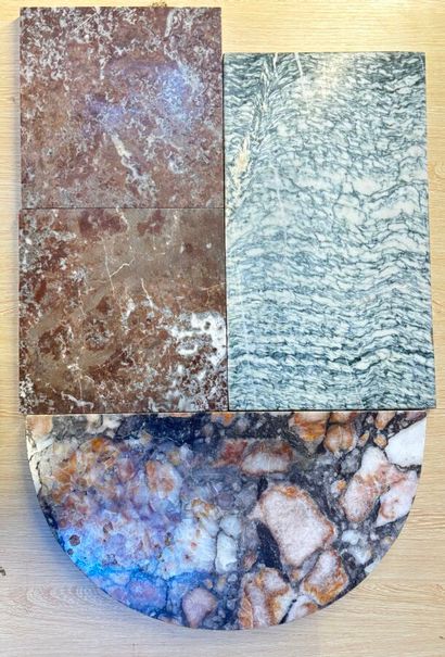 Set of four different furniture marbles.
25...