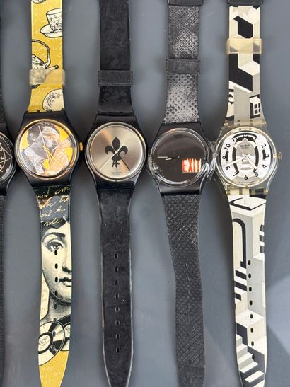 SWATCH
Lot de sept montres quartz comprenant...