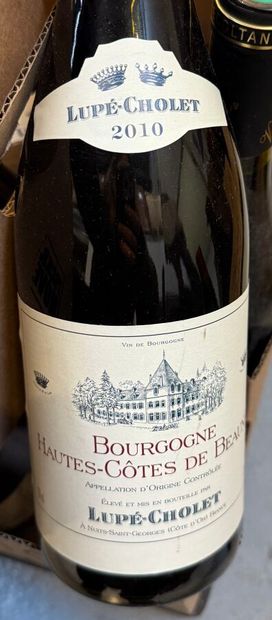 Ensemble de 28 bouteilles de vins rouges...