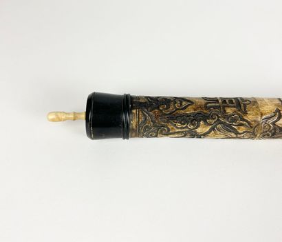 ASIE DU SUD EST, XXe siècle. 
Deux objets...