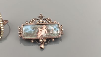 Broche rectangulaire en argent 800°/°° entourée...
