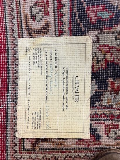 Tabriz (Iran), 
Wool carpet decorated with...