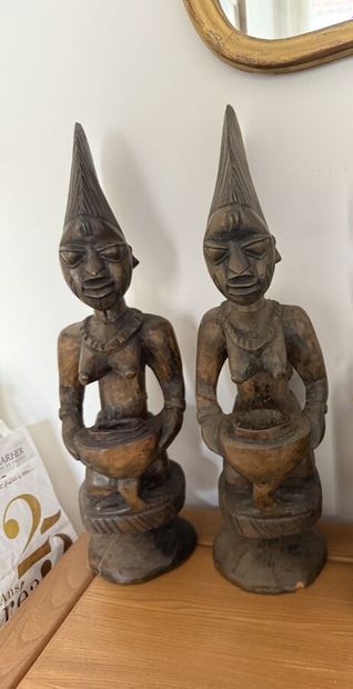 GABON - COTE DIVOIRE 
Cinq statuettes en...