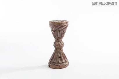 BERBÈRES (Maroc)
Tampon en bois à superbe...