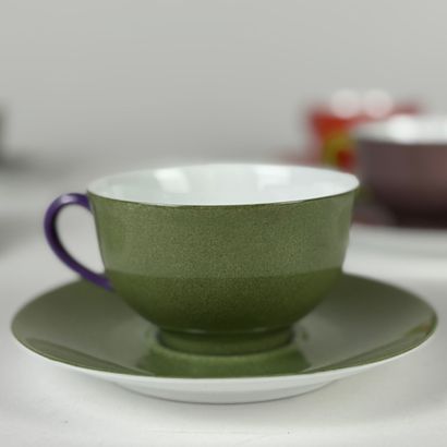 BETJEMAN & BARTON GENEVE
Huit tasses et leurs...