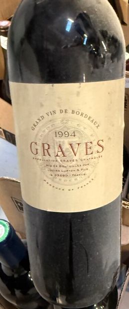 Ensemble de 42 bouteilles de vins rouges...