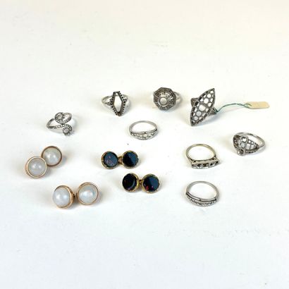 Lot de montures de bague en or gris 750°/°°...