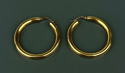 Lot de bijoux fantaisie comprenant :
- Collier...