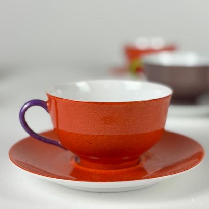 BETJEMAN & BARTON GENEVE
Huit tasses et leurs...