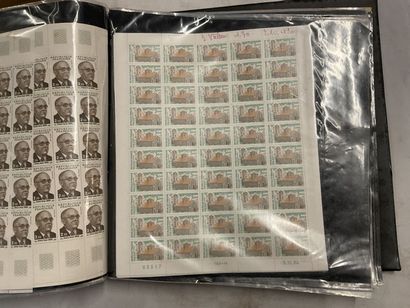 1 Album Faciale - Année 1984 : Timbres de...