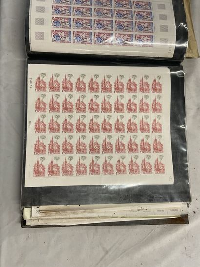 1 Album Faciale - Année 1982 : Timbres de...