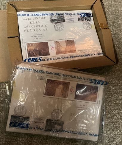 30 cartons Divers : Important lot de timbres...
