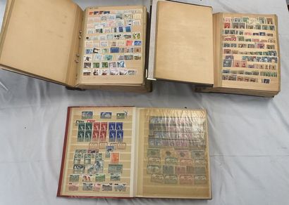 31 Albums Monde : Timbres de toutes périodes,...