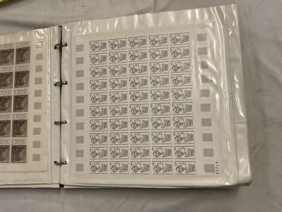 1 Album Faciale - Année 1981 : Timbres de...