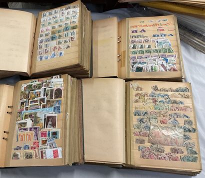 34 Albums Europe : Timbres de toutes périodes,...