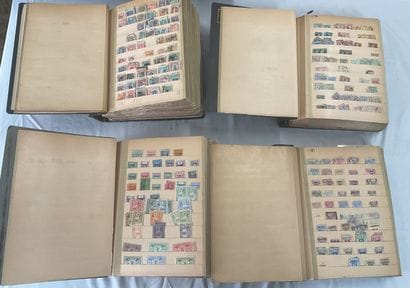 33 Albums Monde : Timbres de toutes périodes,...