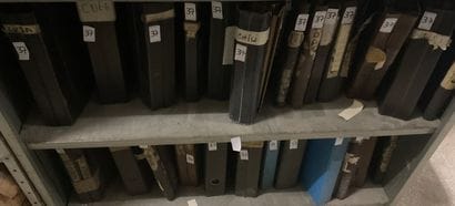 29 albums Monde : Timbres de toutes périodes,...