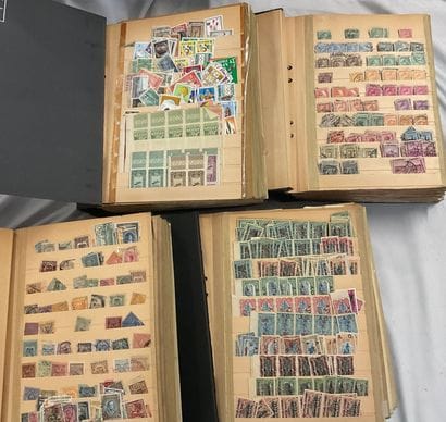 31 Albums Monde : Timbres de toutes périodes,...
