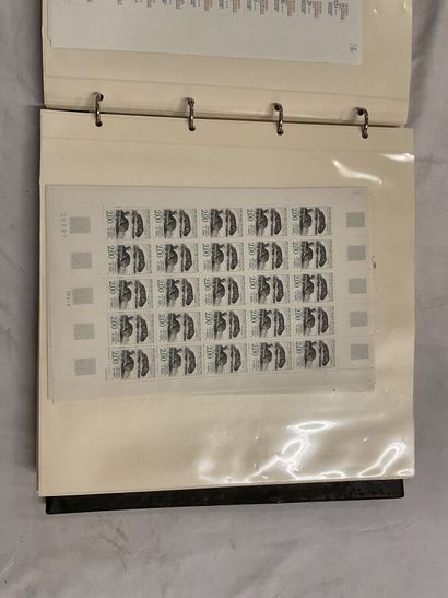 1 Album Faciale - Année 1988 : Timbres de...