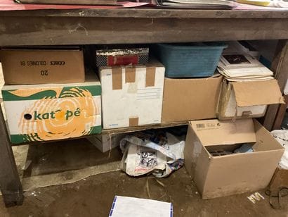 Cartons Divers : Important lot de timbres,...