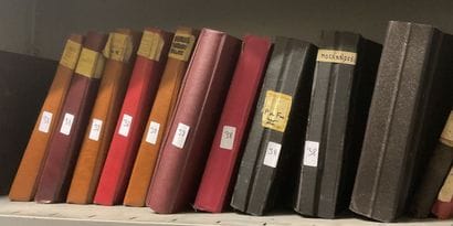 14 Albums Monde : Timbres de toutes périodes,...