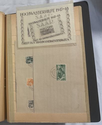 1 Album Sarre : Ensemble de timbres de Sarre...