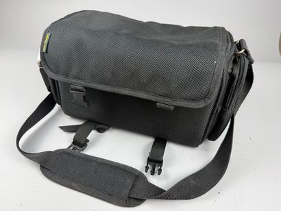 [ PHOTOGRAPHY ACCESSORIES ] 
In original...