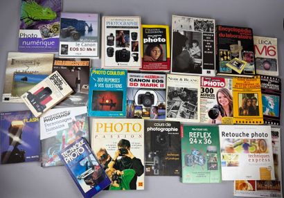 [LIVRES DE TECHNIQUES PHOTOGRAPHIQUES ] 
Ensemble...