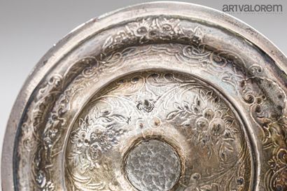 LILLE XVIIIe siècle
Bougeoir en argent, le...