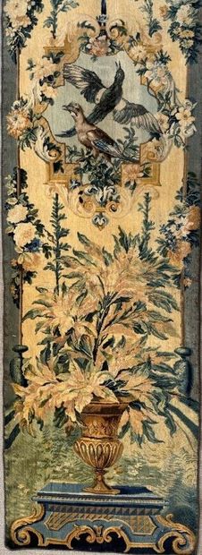SAVONNERIE FRANCE, LATE 18TH CENTURY
Carpet...