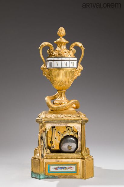 A clock known as the “clock with rotating...