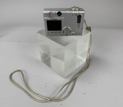 [CAMERAS]
Set of three cameras including:...