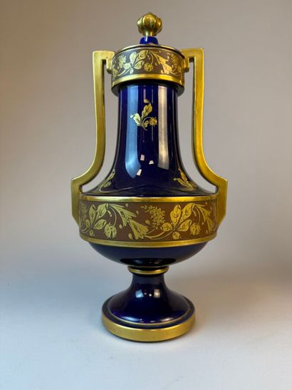 Pair of potpourri vases on pedestals with...