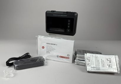 [ LEICA ]
Leica Sofort 2 camera with film,...