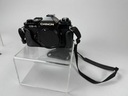 [PHOTOGRAPHIC ACCESSORIES] 
Assorted film...