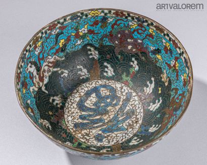 CHINA, 17th century.
A cup with an interior...