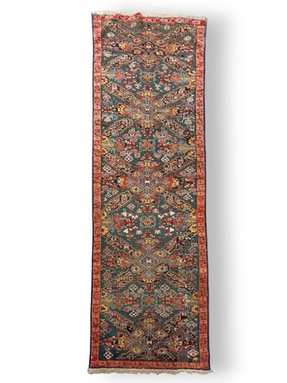 Rare and exceptional Seikhour tapestry 
Caucasus....