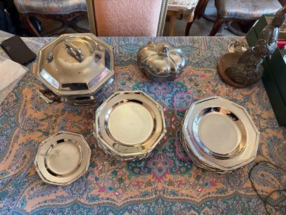 CHRISTIAN DIOR
Partie de service de table...