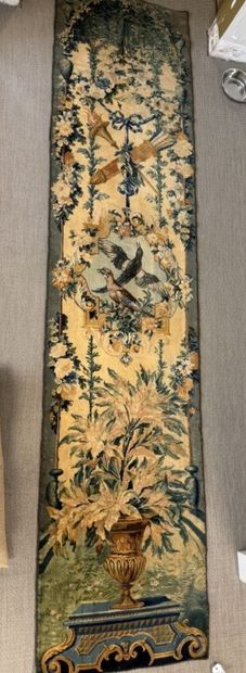 SAVONNERIE FRANCE, LATE 18TH CENTURY
Carpet...