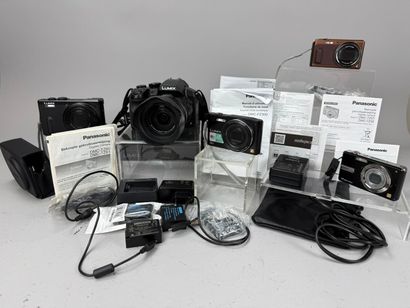[CAMERAS] 
Set of five Panasonic digital...