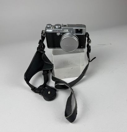 [ CAMERA ] 
Fujifilm X100s camera with strap,...