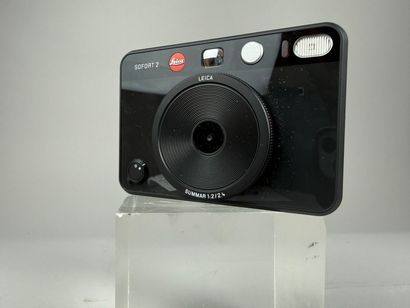 [ LEICA ]
Leica Sofort 2 camera with film,...