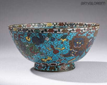 CHINA, 17th century.
A cup with an interior...