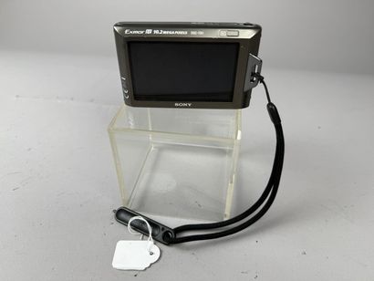 [ PHOTOGRAPHY ACCESSORIES ] 
In original...