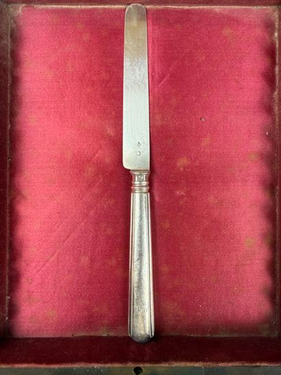 Twelve dessert knives, with 950°/°° silver...