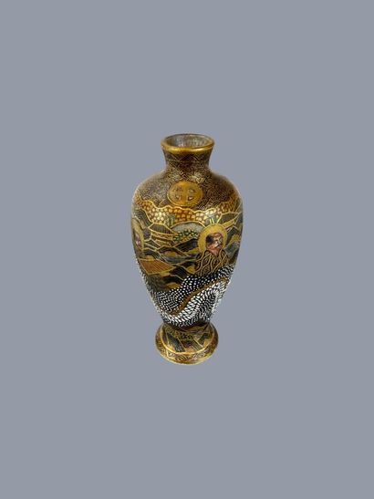 JAPAN 
Small Satsuma baluster vase with enameled...