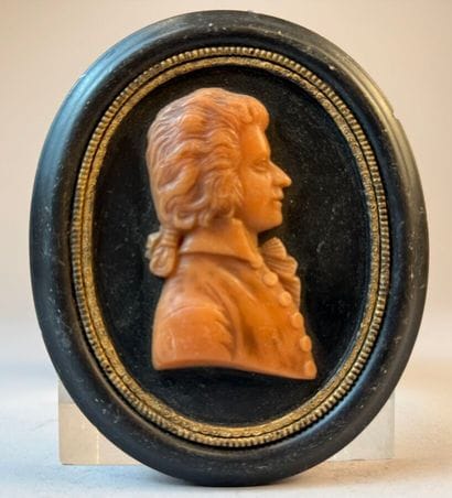 Portrait en médaillon d'un homme de qualité...