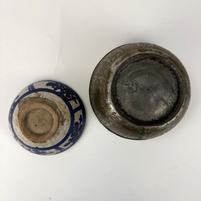 Coupe en métal argenté gravée de Bothé et...
