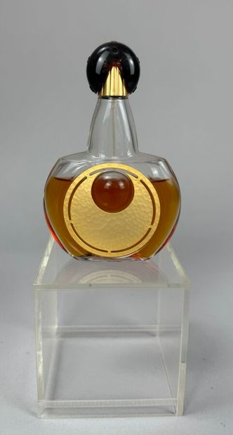 GUERLAIN (1990-2000) 
Lot comprenant quatre...